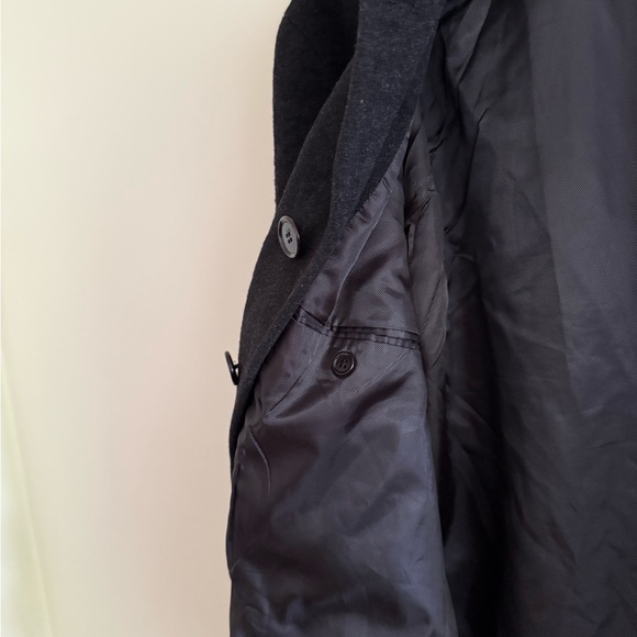 Pierre Cardin Men's Black Wool Coat - Picture 4 of 6